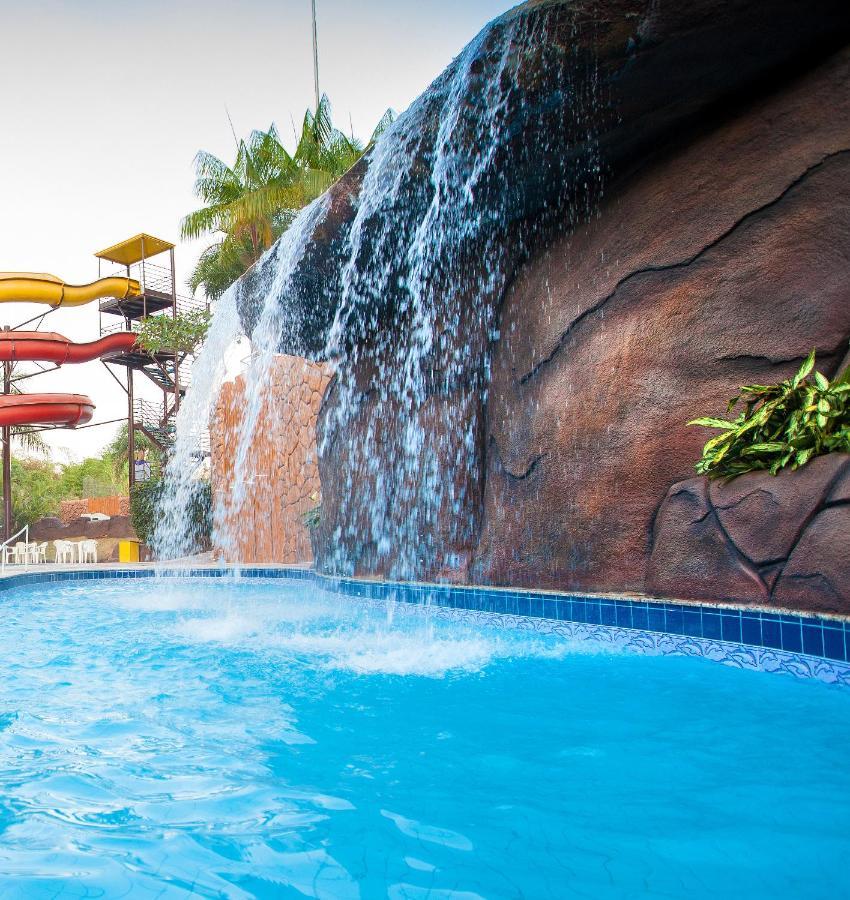 Golden Dolphin Grand Oficial 4* Caldas Novas
